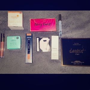 Makeup/beauty lot